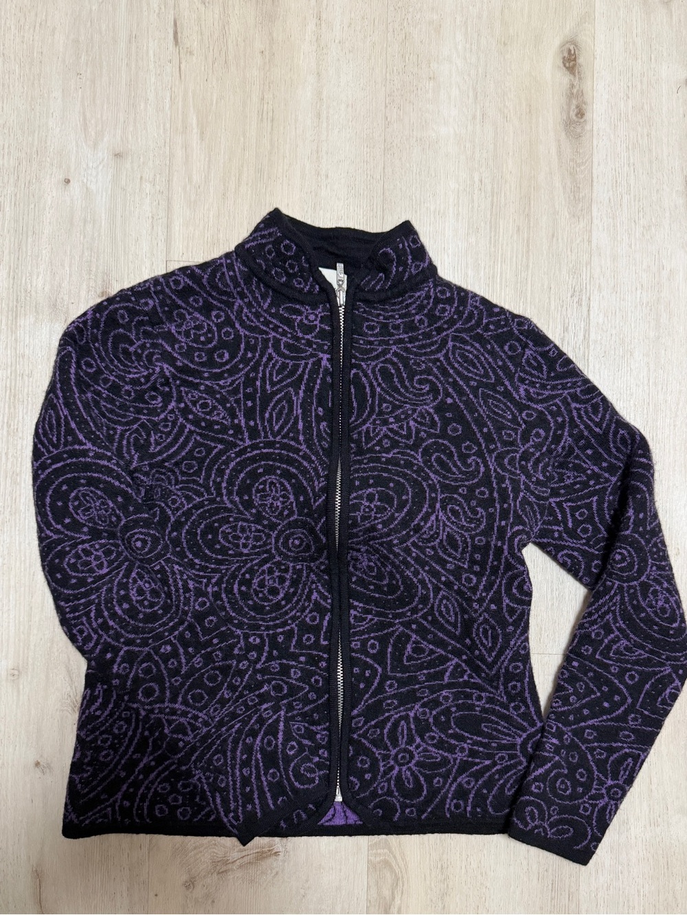 Neve  Black and Purple Paisley Zip-Front Jacket 100% wool